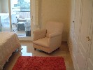 bedroom with kingsize bed